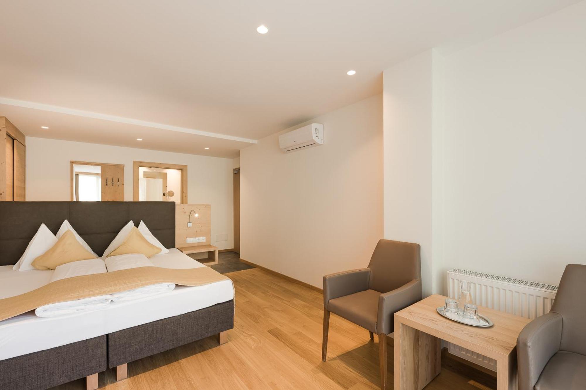 Hotel Kiendl Шена Номер фото
