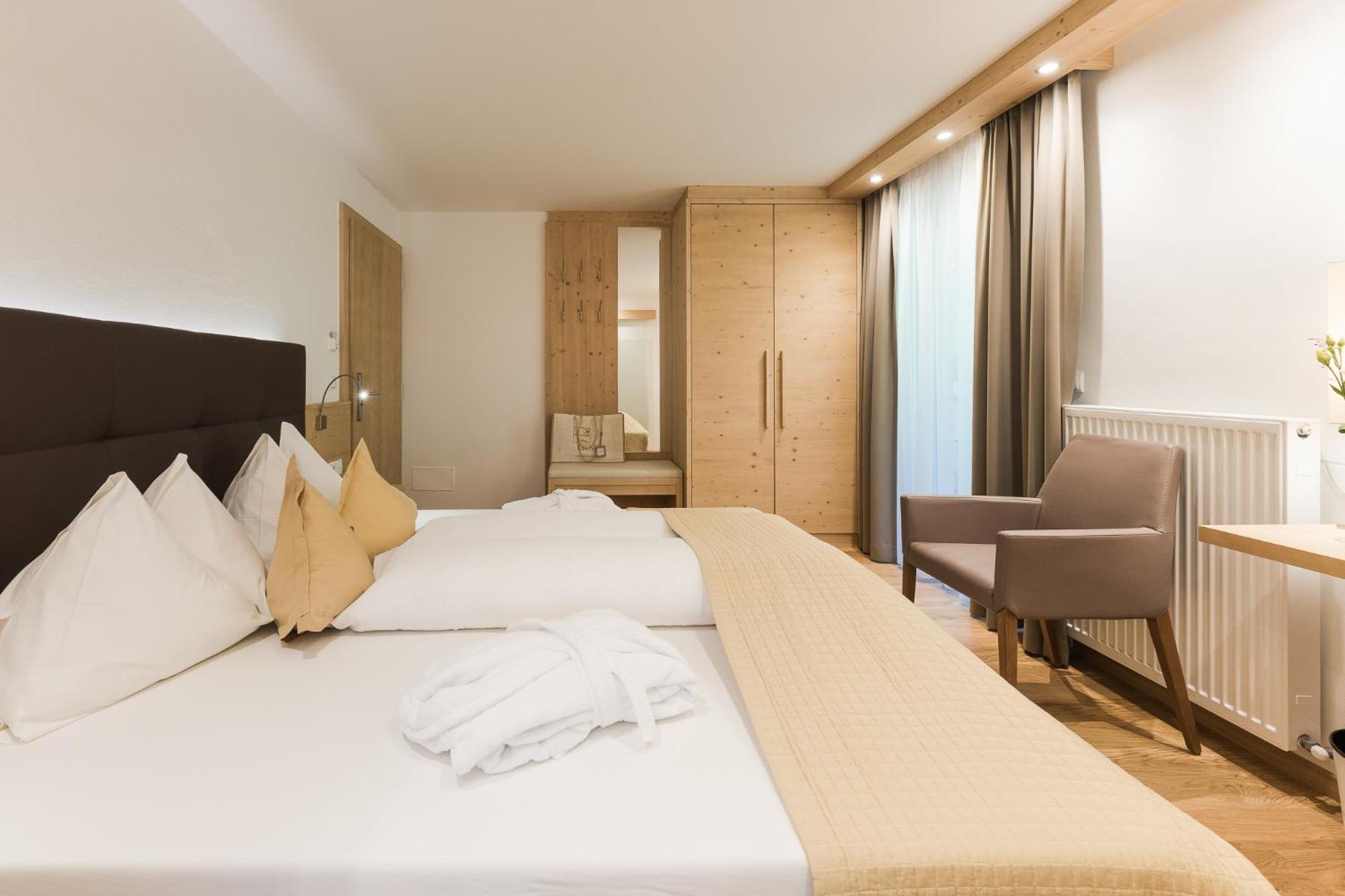 Hotel Kiendl Шена Номер фото
