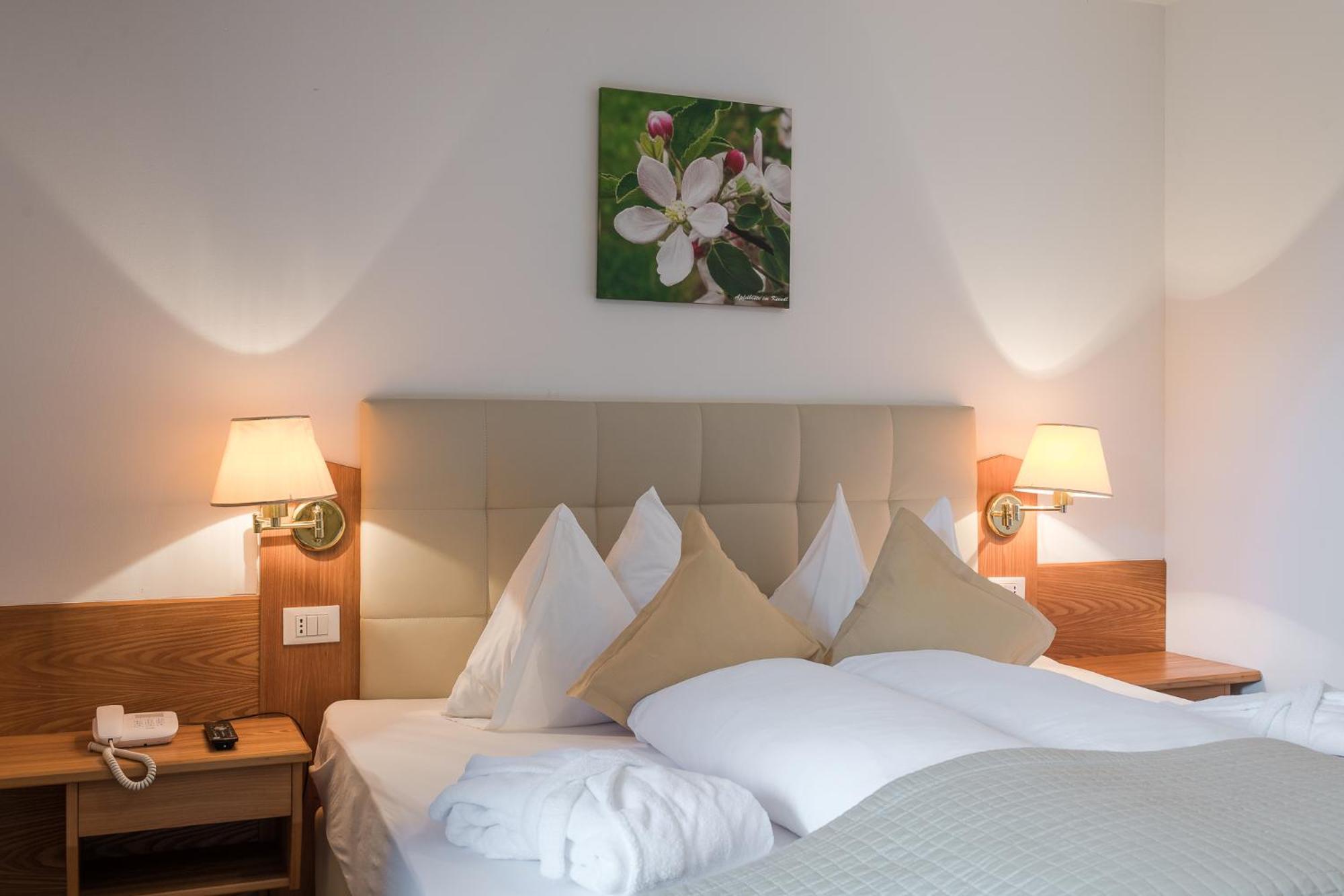 Hotel Kiendl Шена Номер фото