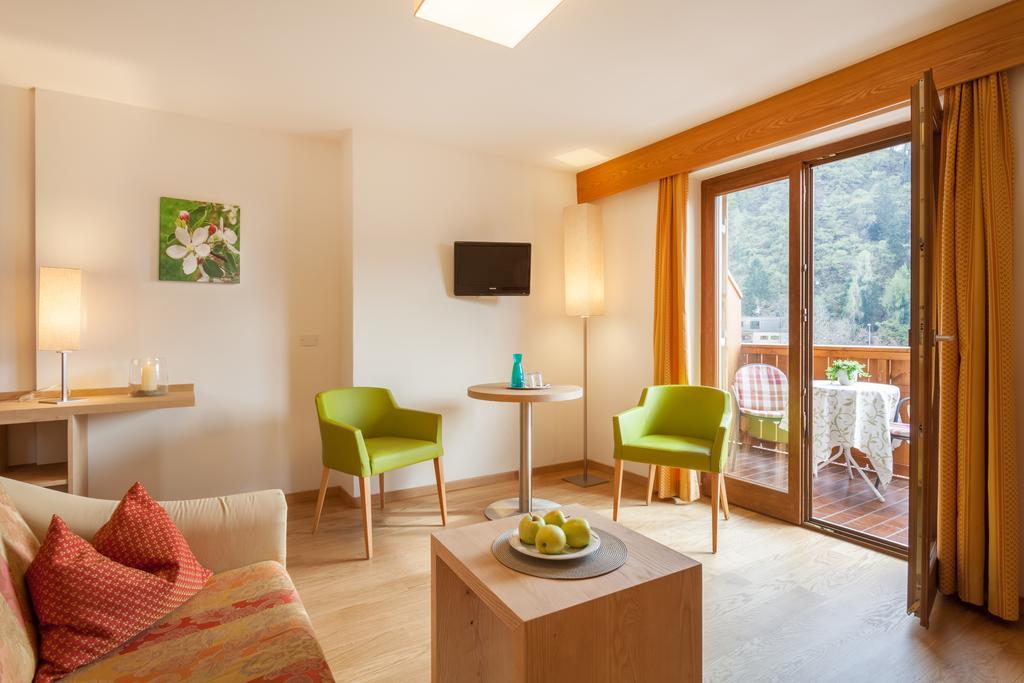 Hotel Kiendl Шена Екстер'єр фото